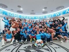 lol台服官网首页地址-集结日曼城止住颓势：欧冠节点到来，球迷炸锅，医务组通报恢复(曼城两年无法参加欧冠)