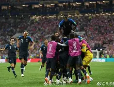 lol台服官网首页地址-包含重磅！法国杯今晨再迎强敌阿斯顿维拉防线松动备战社区盾，今夜埃因霍温调整名单以备意甲的词条